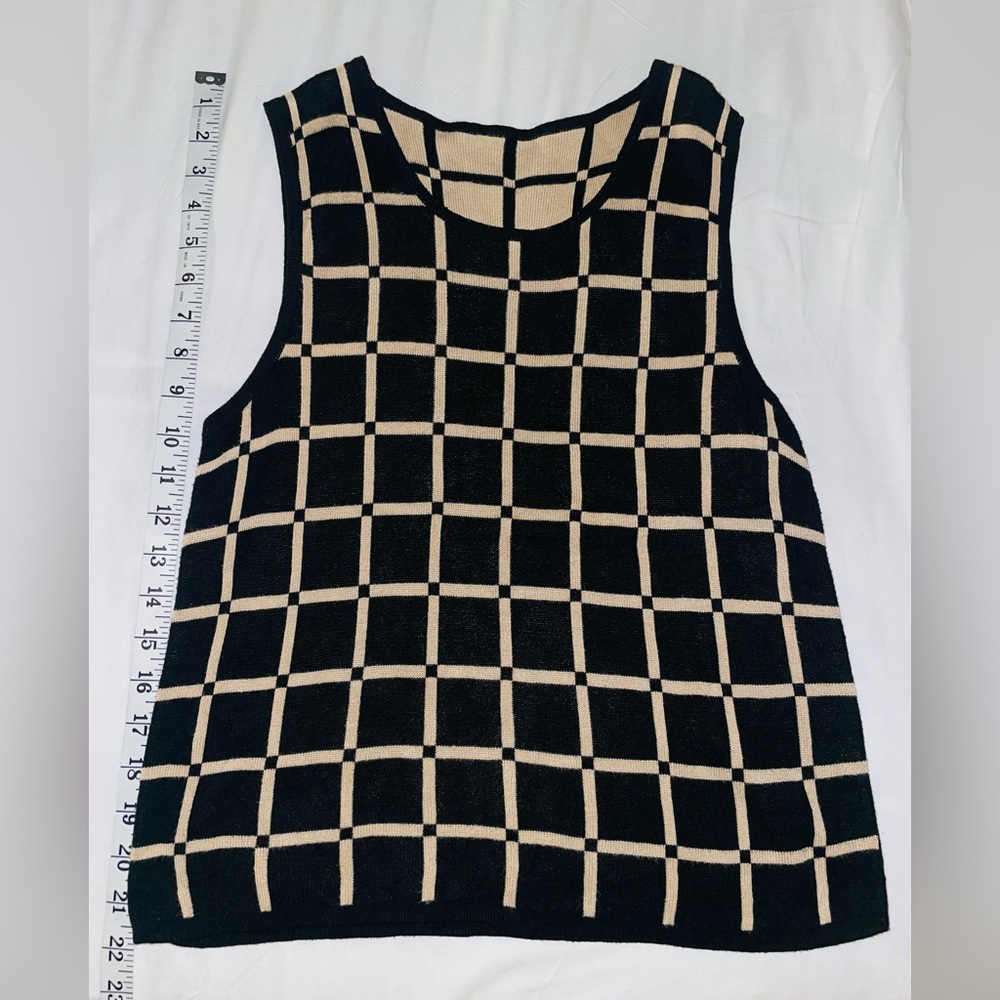 Women’s Sweater Vest